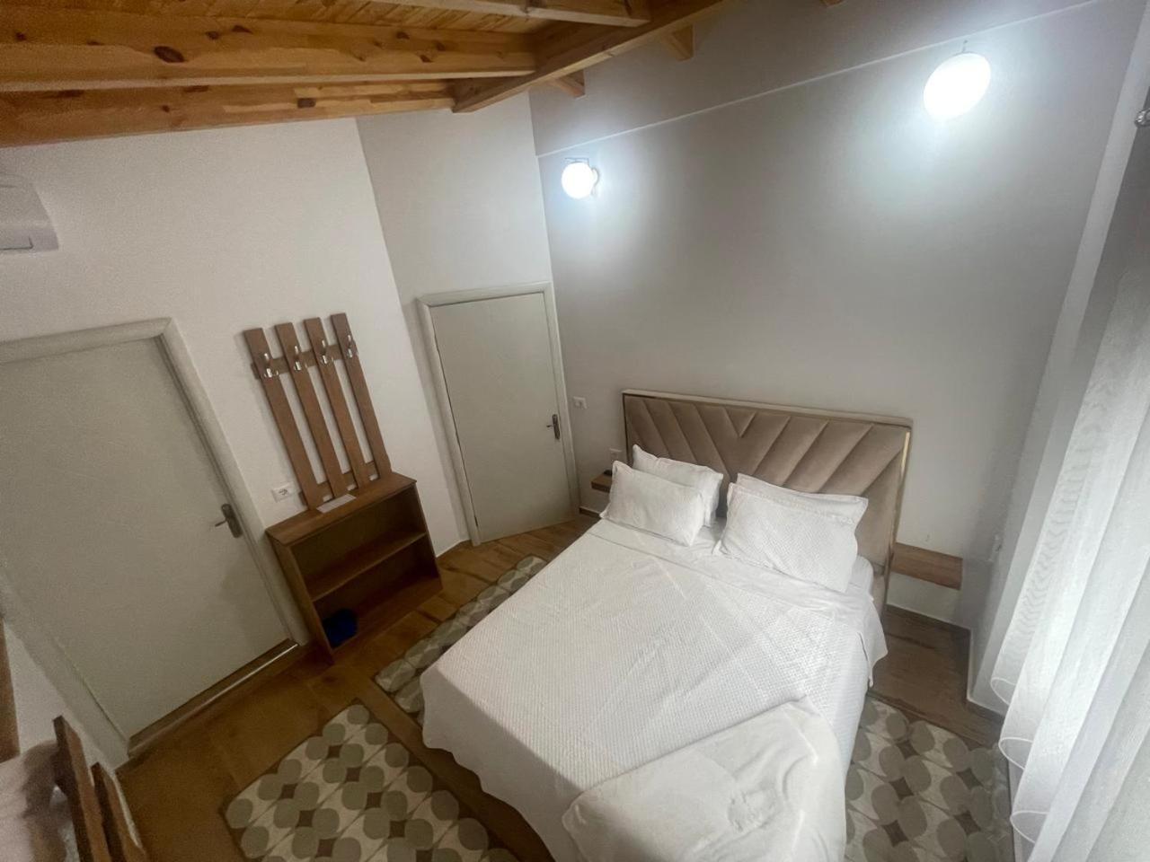 Guest-Room Zoi&Teri Tepelene Eksteriør bilde